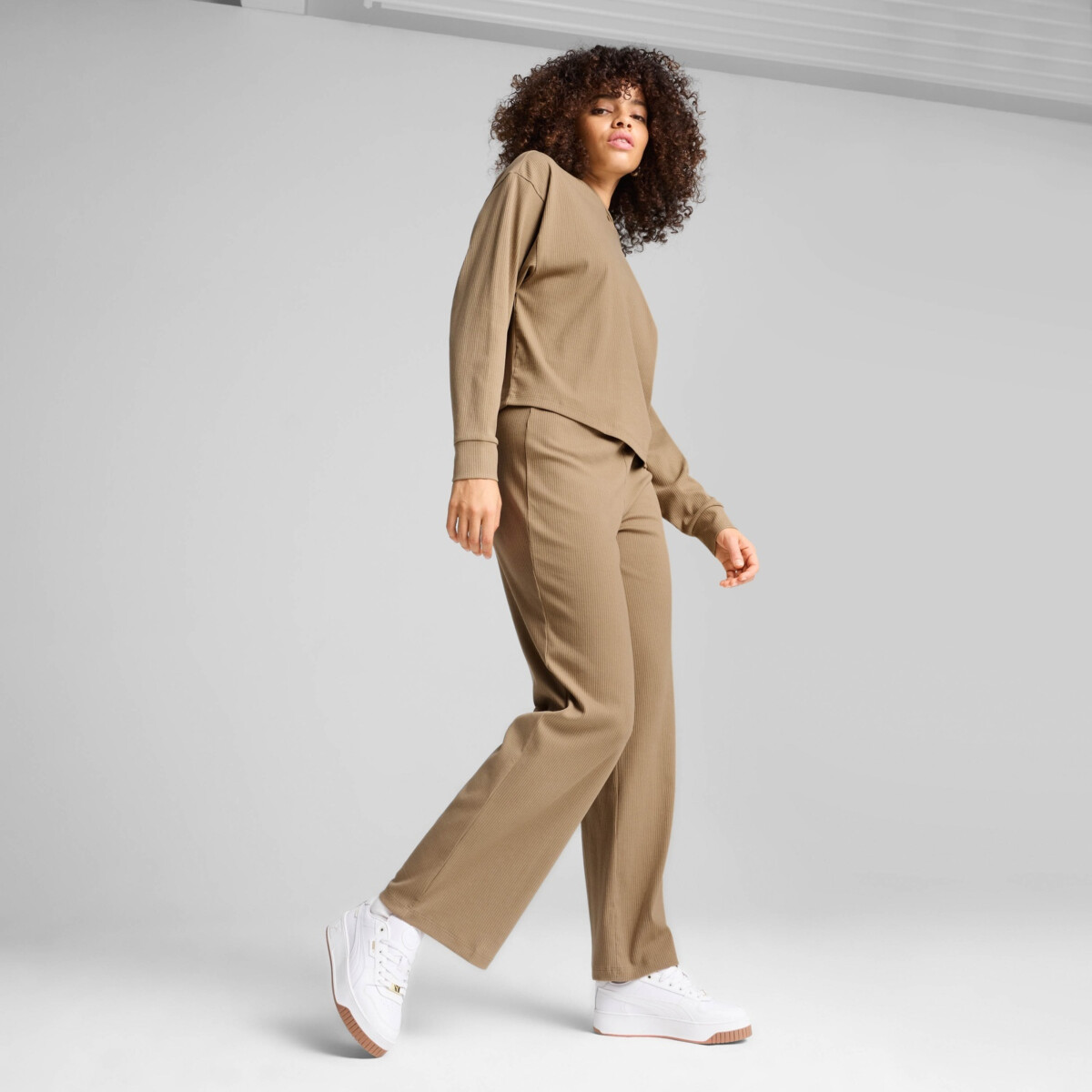 PUMA CARINA STREET LUX | Vabaajajalatsid | Osta veebist - Sportland