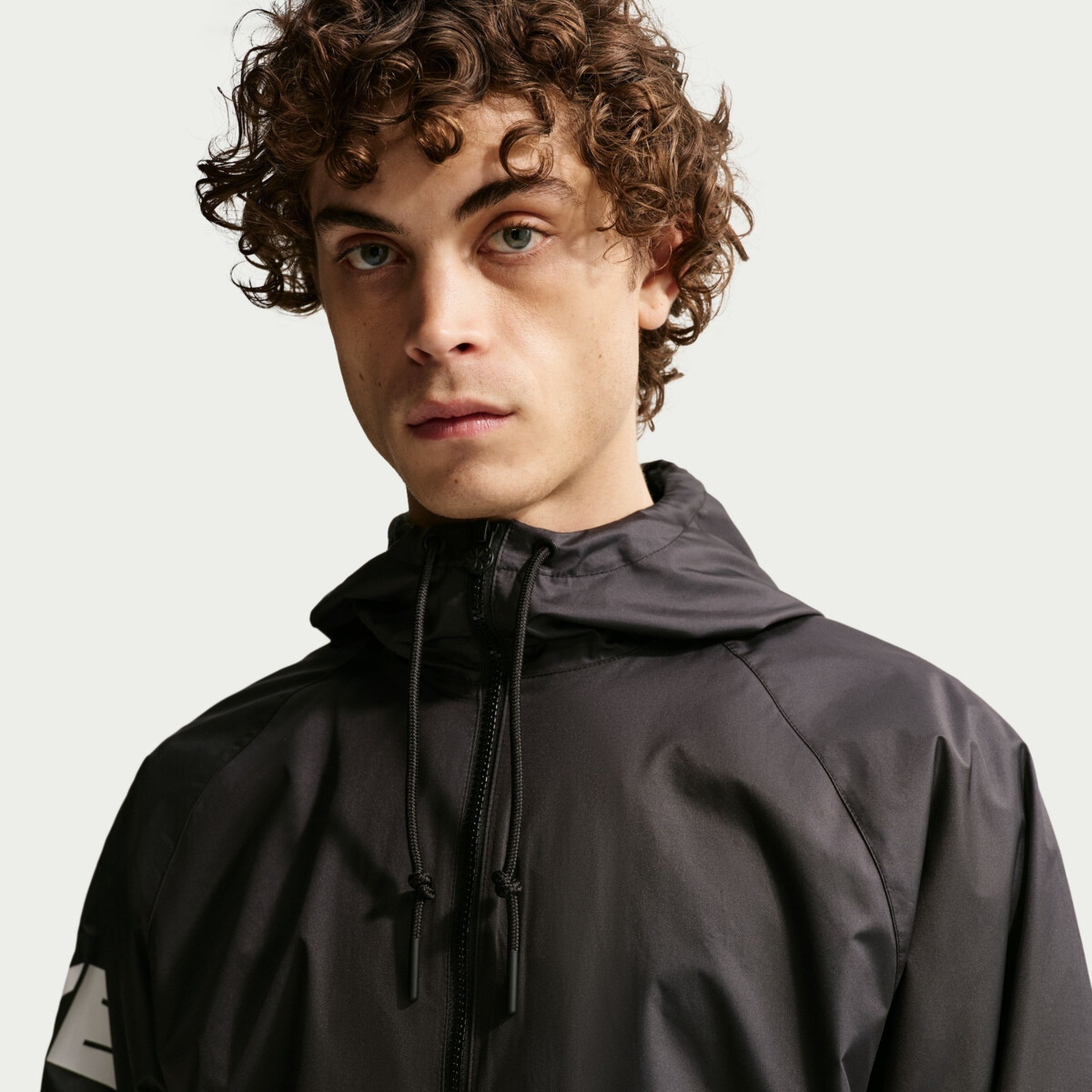 Jacket Windrunner Gradient NIKE WINDRUNNER GRAPHIC WOVEN JACKET | Joped ja parkad | Sportland