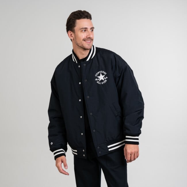 CONVERSE MEN'S VARSITY GRAPHIC BOMBER JACKET | Joped ja parkad | Sportland