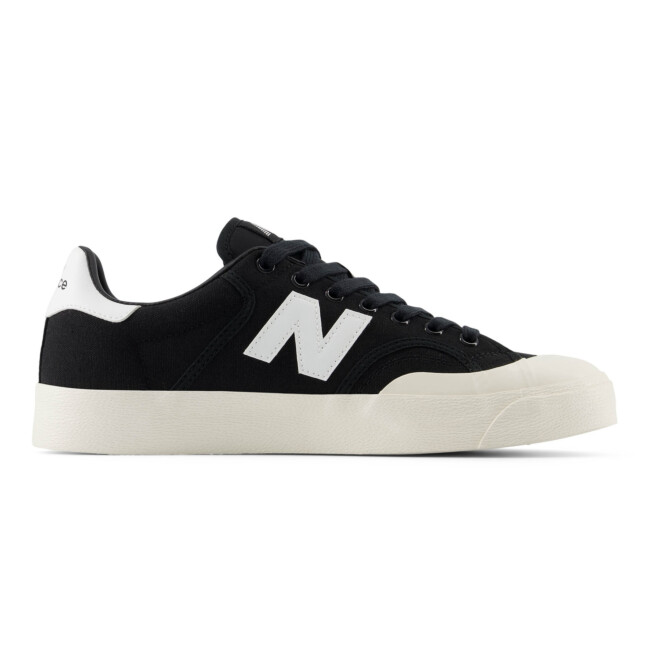 NEW BALANCE MEN'S BB100 SNEAKERS | Vabaajajalatsid | Sportland