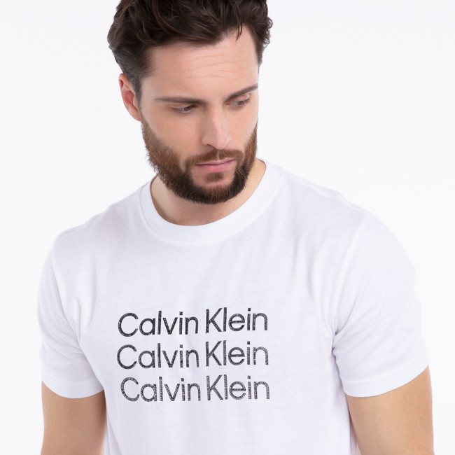 Ck m ss t-shirt | Särgid ja topid | Osta veebist - Sportland